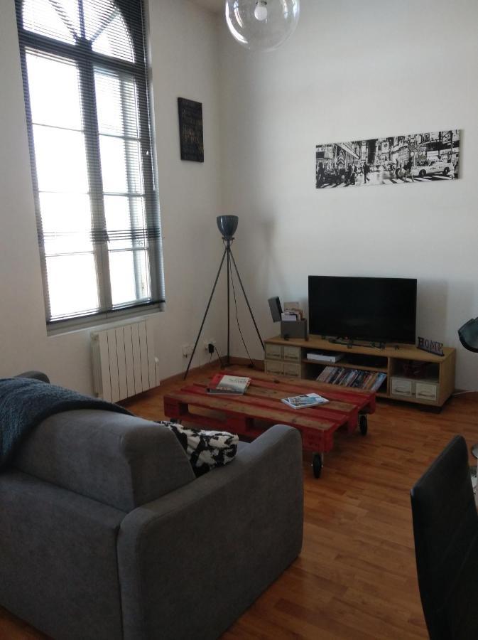 Appartement de charme bord de Loire Saumur Extérieur photo